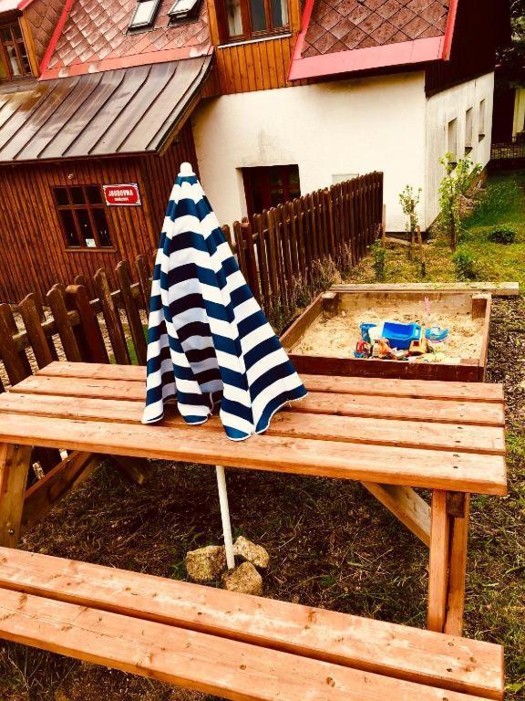 Apartmany Kunc Bedřichov Exterior foto